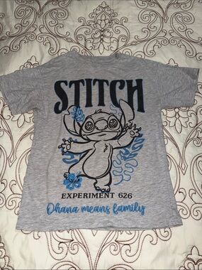 Disney stitch experiment 626 OHANA means family T-shirt size extra small